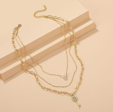 Hot Sale Fashionable Necklace Multi-Layer Shape Necklace Jewelry In Stock Wholesaler supplier