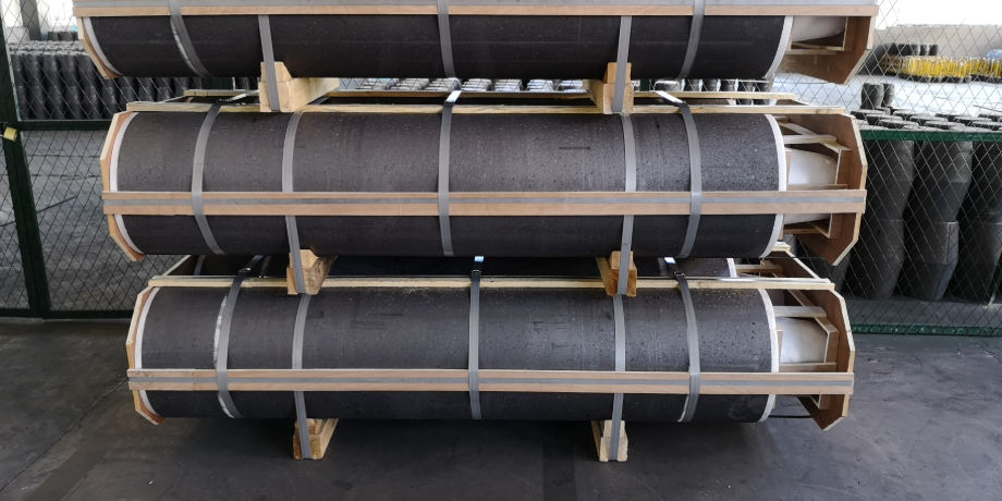 China Manufacturer EAF ARC Furnace Graphite Electrode UHP 200-700mm Graphite Electrode Price supplier